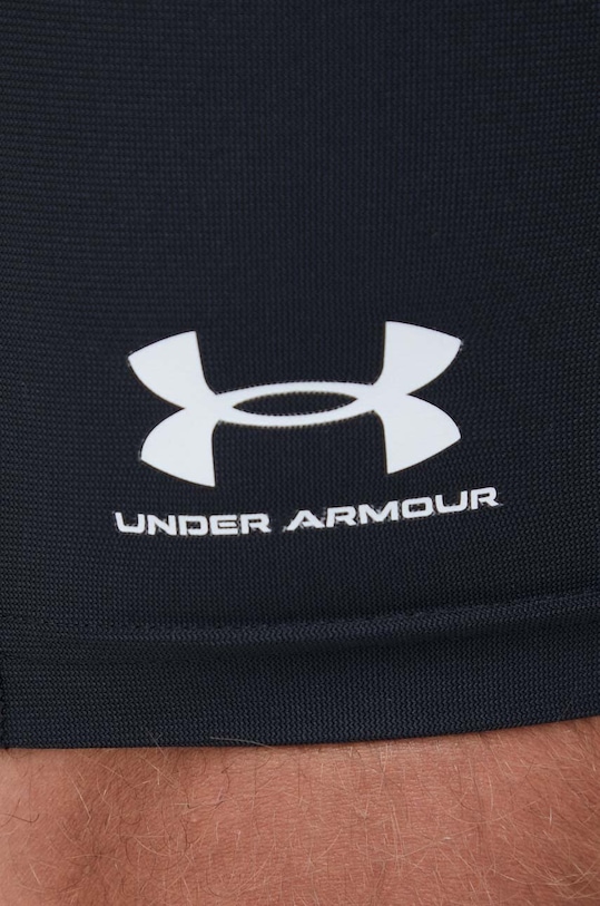 Under Armour pantaloni scurți de antrenament negru 1361602
