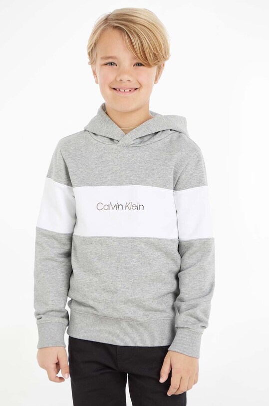 Otroški bombažen pulover Calvin Klein Jeans S kapuco siva IB0IB01892.9BYX