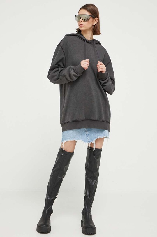 Βαμβακερή μπλούζα HUGO 50495069 μαύρο AW23