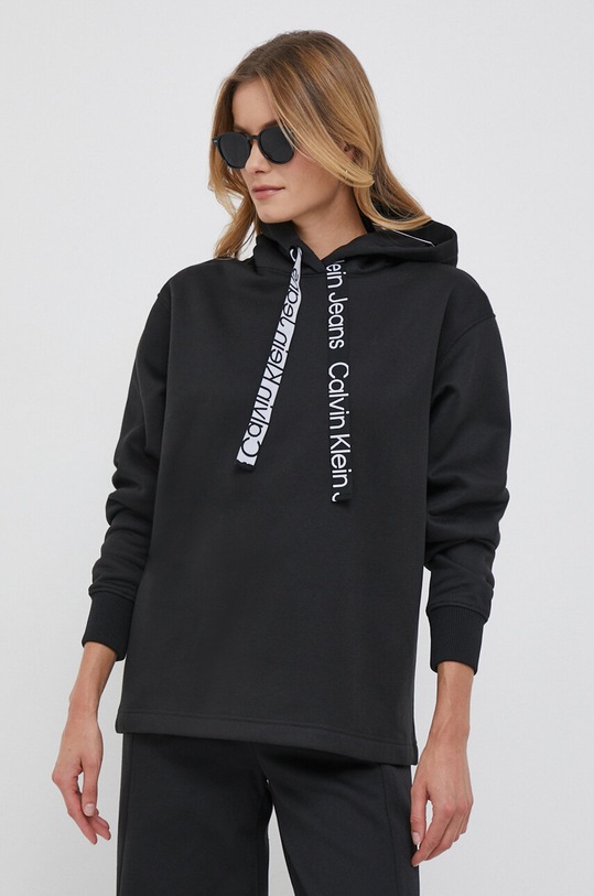 Mikina Calvin Klein Jeans s kapucí černá J20J221942