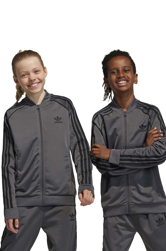 Dječja dukserica adidas Originals natpis siva IJ7286