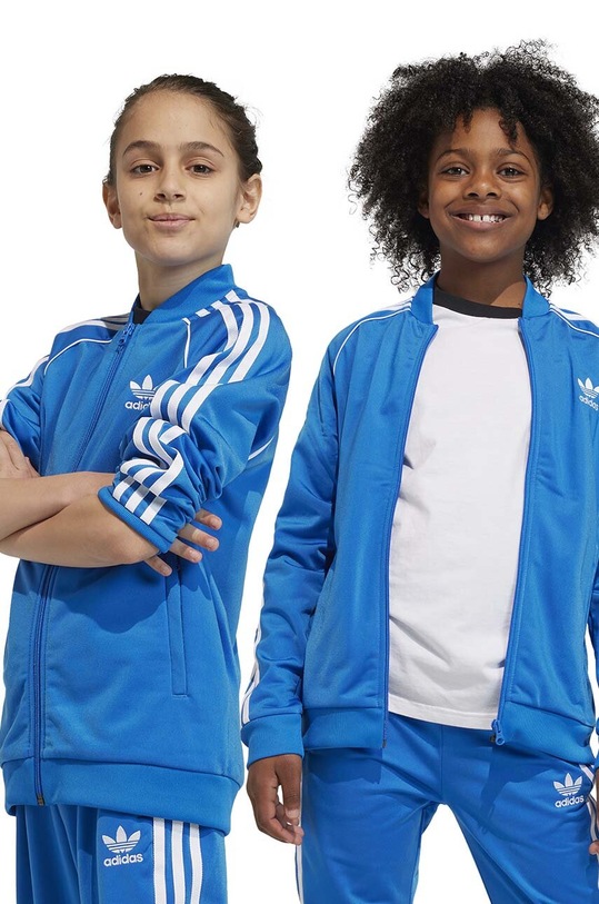 Dječja dukserica adidas Originals natpis plava IN4743