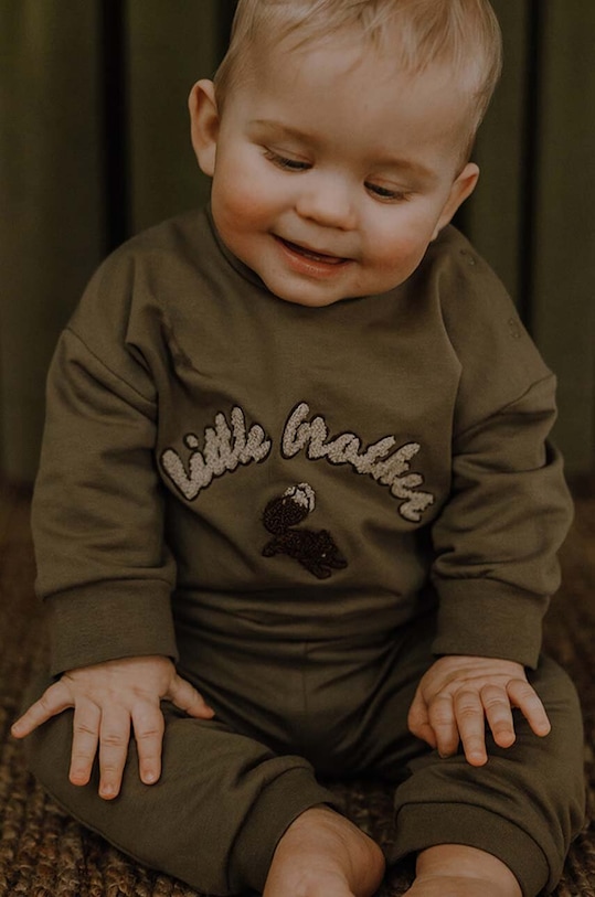 That's mine bluza niemowlęca 005073 Finley Little Brother Sweatshirt aplikacja brązowy 005073