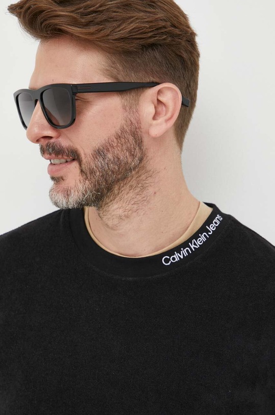 Μπλούζα Calvin Klein Jeans μαύρο J30J323547