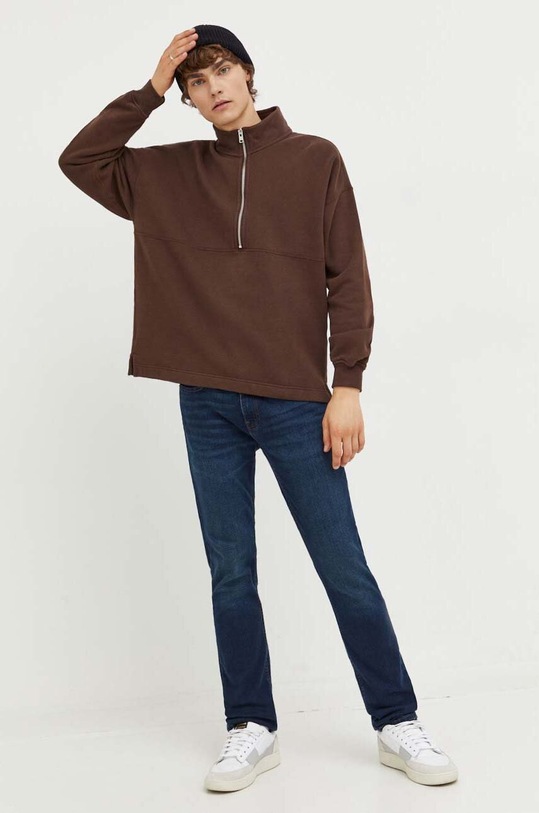 Суичър Abercrombie & Fitch KI122.3164.400 кафяв AW23