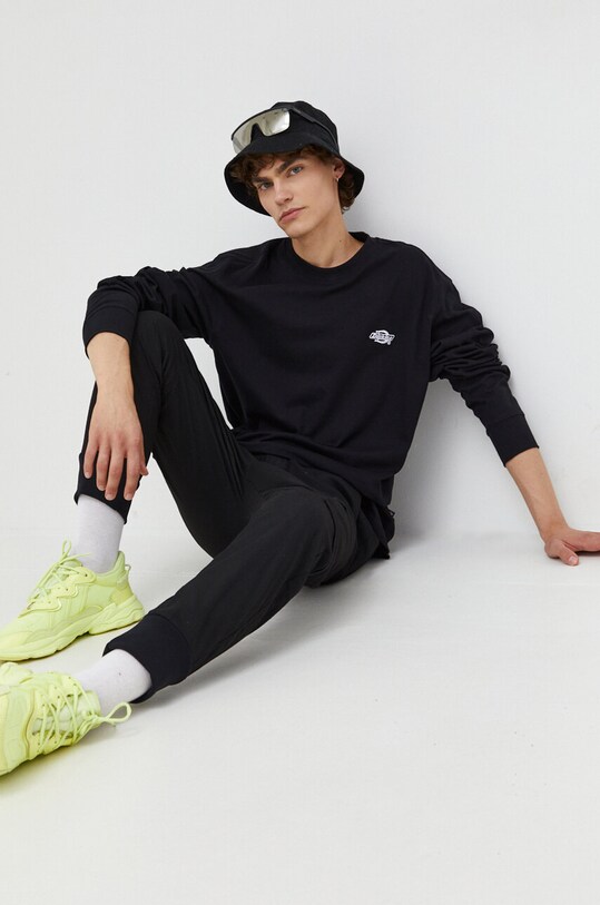 Bavlnené tričko s dlhým rukávom Dickies DK0A4YFBBLK1 čierna AW23