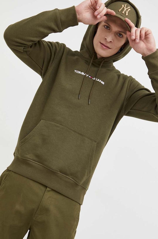 Μπλούζα Tommy Jeans απλικέ πράσινο DM0DM18130