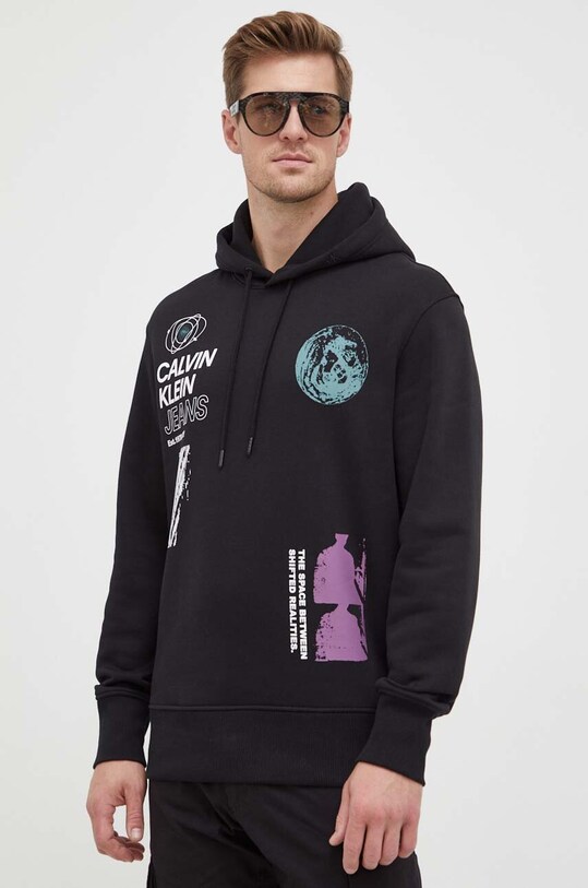 Pulover Calvin Klein Jeans S kapuco črna J30J324103