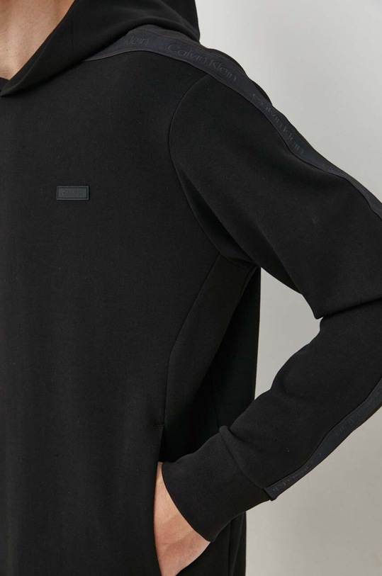 Μπλούζα Calvin Klein K10K111813 μαύρο
