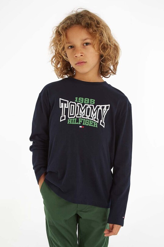 Παιδικό βαμβακερό μακρυμάνικο Tommy Hilfiger στάμπα σκούρο μπλε KB0KB08429.74.122.9BYX