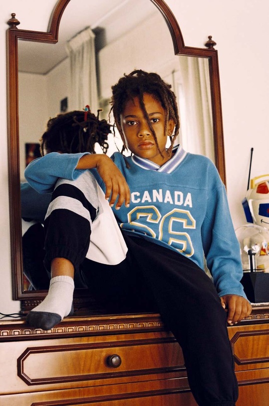 Sisley longsleeve bawełniany dziecięcy 3WCAX4004.G.SEASONAL niebieski