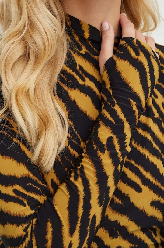 Majica dugih rukava Levi's A5920.0001 smeđa