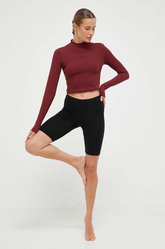 adidas Performance hosszú ujjú felső jógázáshoz Studio IL3954 burgundia AW23