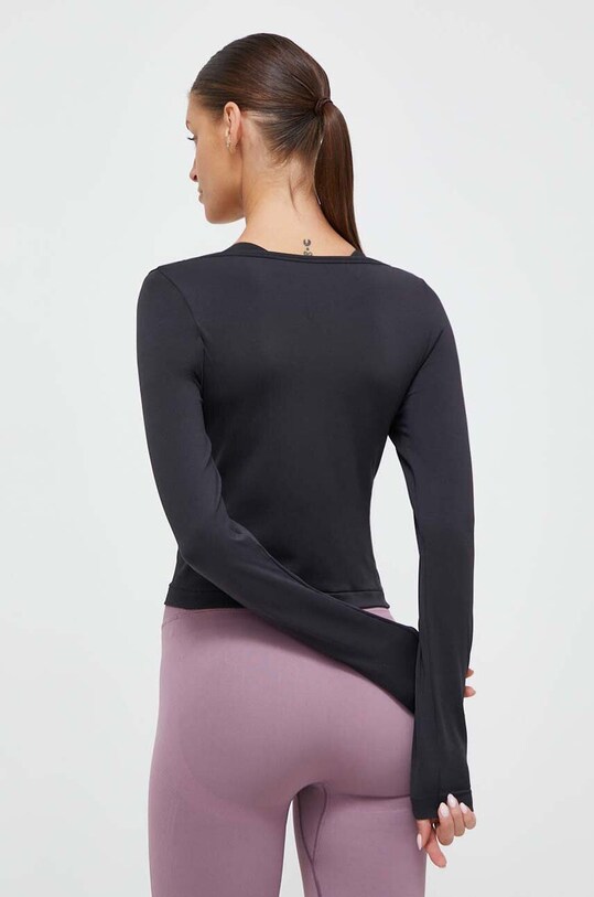 Oblečenie Tréningové tričko s dlhým rukávom Under Armour Train Seamless 1379150 čierna
