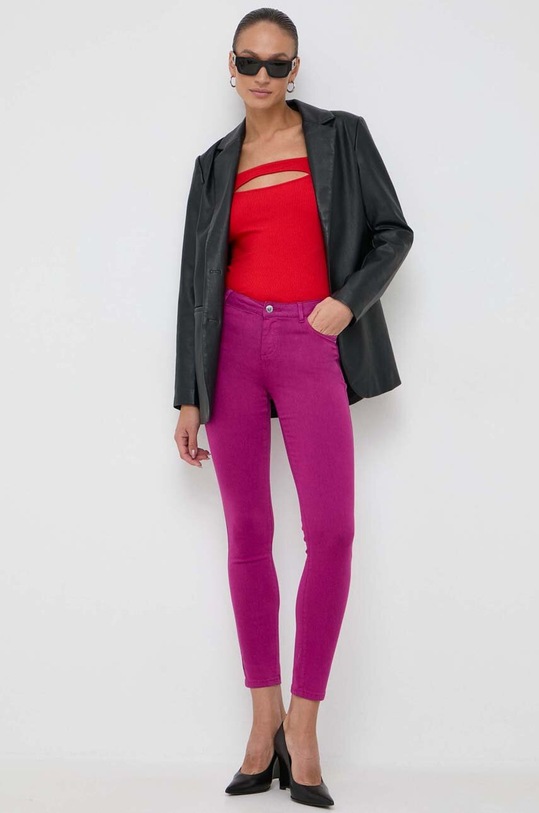 Tričko s dlouhým rukávem Guess KELLIE W4RP06.KB9E2 červená SS24