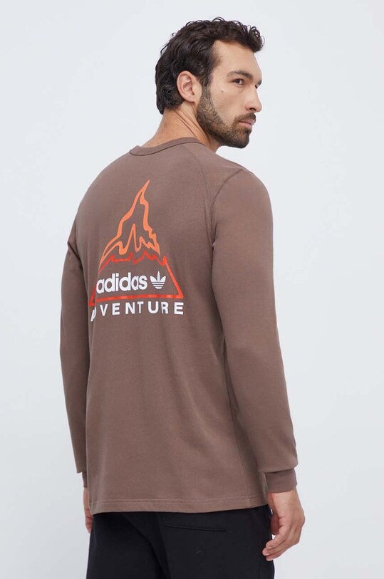 Одежда Хлопковый лонгслив adidas Originals IL5172 коричневый