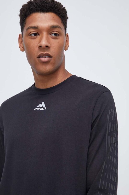 Бавовняний лонгслів adidas чорний II3447