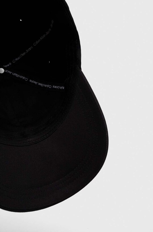 Calvin Klein Jeans czapka z daszkiem bawełniana czarny K60K610280