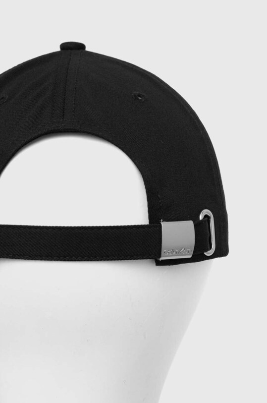 Calvin Klein czapka z daszkiem bawełniana K60K610525 czarny SS25