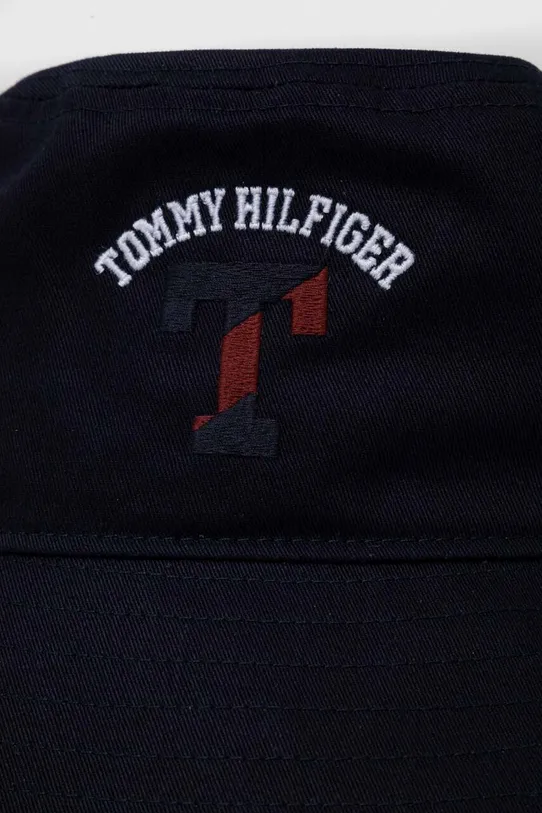 Παιδικό βαμβακερό καπέλο Tommy Hilfiger AU0AU01731.9BYX σκούρο μπλε AW23