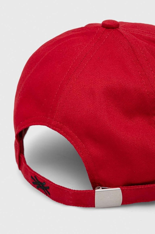Chłopiec United Colors of Benetton czapka z daszkiem bawełniana dziecięca 6G0QCA01N.G.SEASONAL czerwony