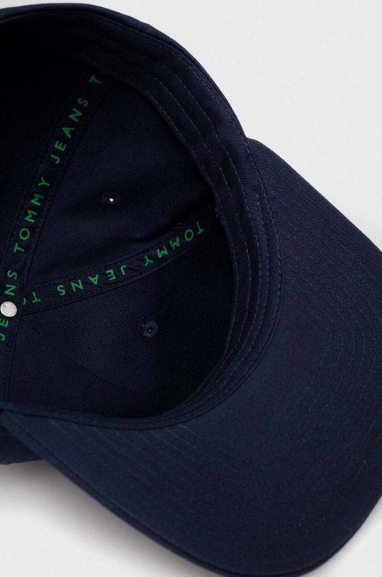 Βαμβακερό καπέλο του μπέιζμπολ Tommy Jeans σκούρο μπλε AM0AM11185