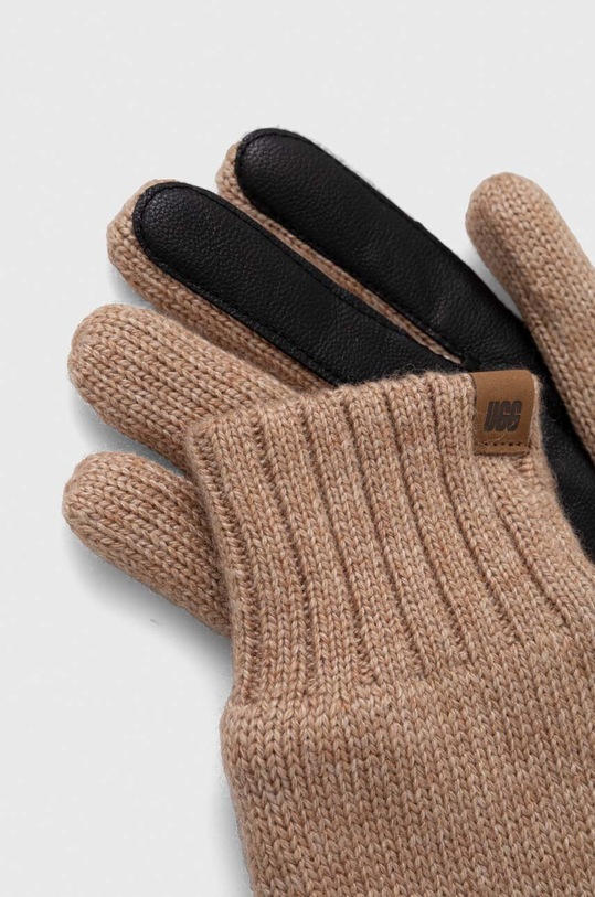 UGG cappello e quanti con aggiunta di lana marrone 22725.