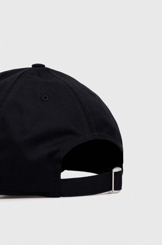 Doplňky Kšiltovka Under Armour 1381645 černá