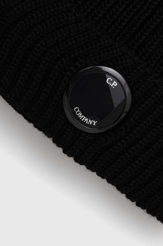 C.P. Company berretto in lana EXTRAFINE MERINO WOOL LENS BEANIE 15CMAC272A005509A nero AW23