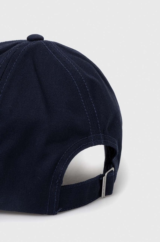 Pamučna kapa sa šiltom Gant 9900110 mornarsko plava AW24