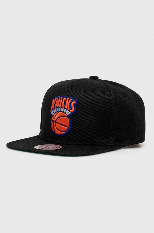 Mitchell&Ness czapka z daszkiem NEW YORK KNICKS aplikacja czarny HHSS5803.NYKYYPPPBLC