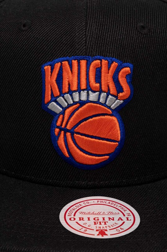 Mitchell&Ness czapka z daszkiem NEW YORK KNICKS HHSS5803.NYKYYPPPBLC czarny AW23