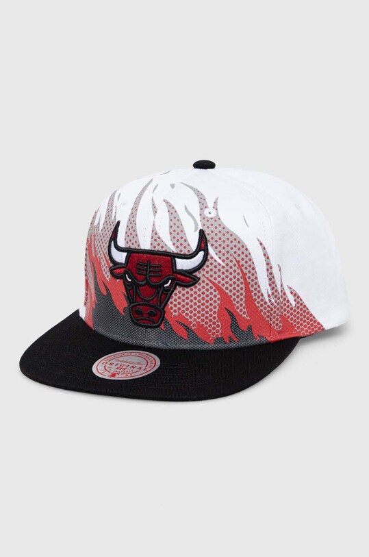 Mitchell&Ness czapka z daszkiem bawełniana CHICAGO BULLS nadruk biały HHSS6001.CBUYYPPPWHI