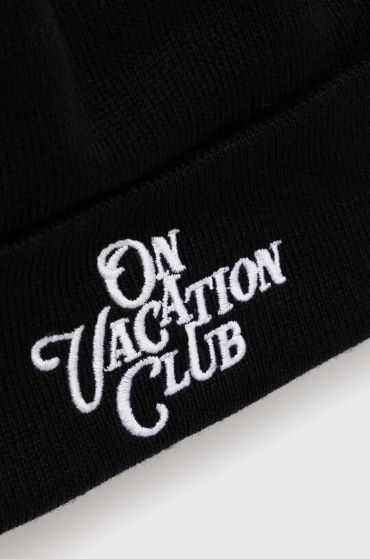 Вовняна шапка On Vacation OVC.B20 чорний AW23