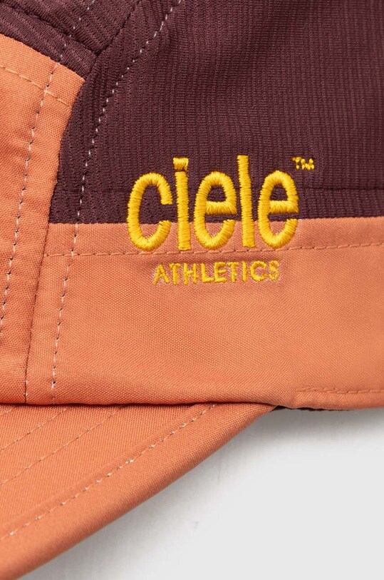 Akcesoria Ciele Athletics czapka z daszkiem GOCap Carbon - RCC CLGCRCC.RS001 brązowy
