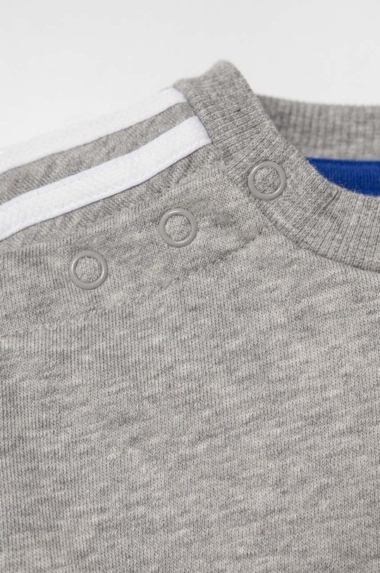 Fiú adidas gyerek melegítő IJ6338 szürke