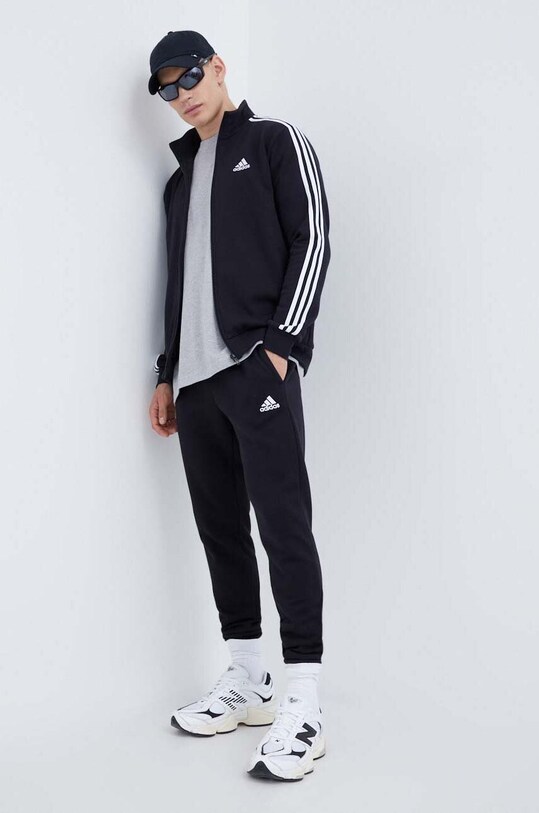 Спортивный костюм adidas трикотаж чёрный IJ6067