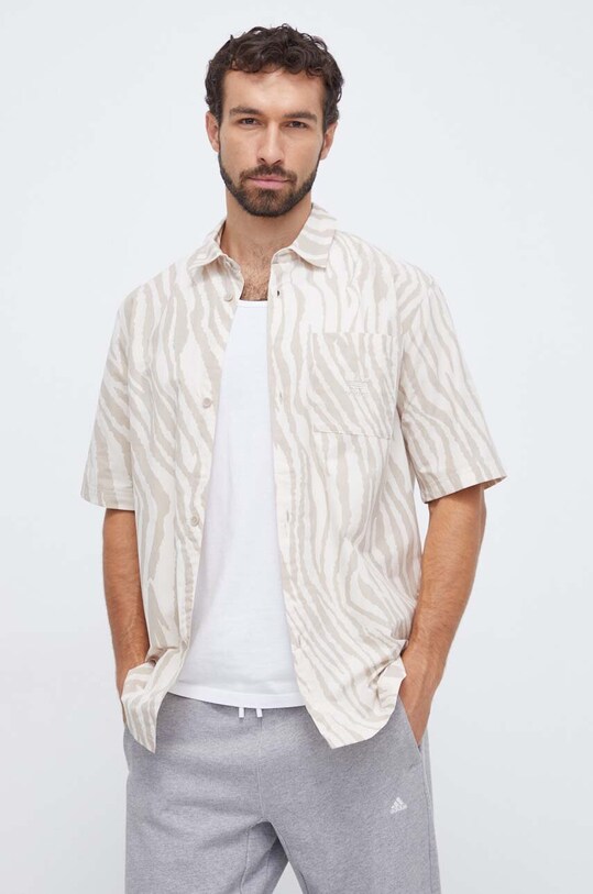 Βαμβακερό πουκάμισο adidas Originals casual μπεζ IL5198