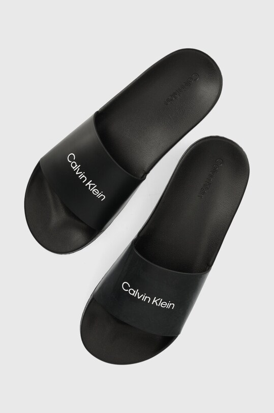 Чехли Calvin Klein CHUNCKY POOL SLIDE R черен HM0HM01063