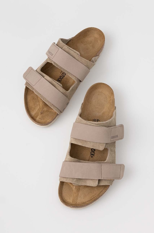 Birkenstock klapki zamszowe Uji 1025690 beżowy AW23