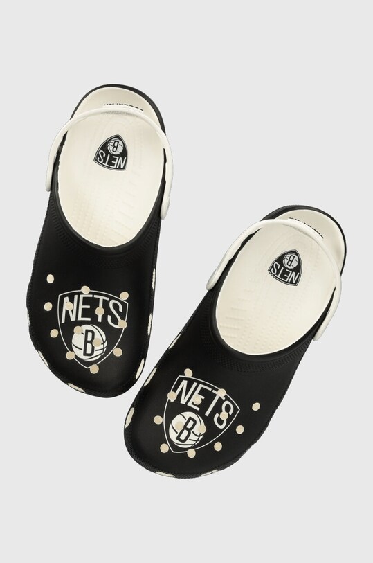Crocs klapki NBA Brooklyn Nets Classic Clog czarny 208651.103