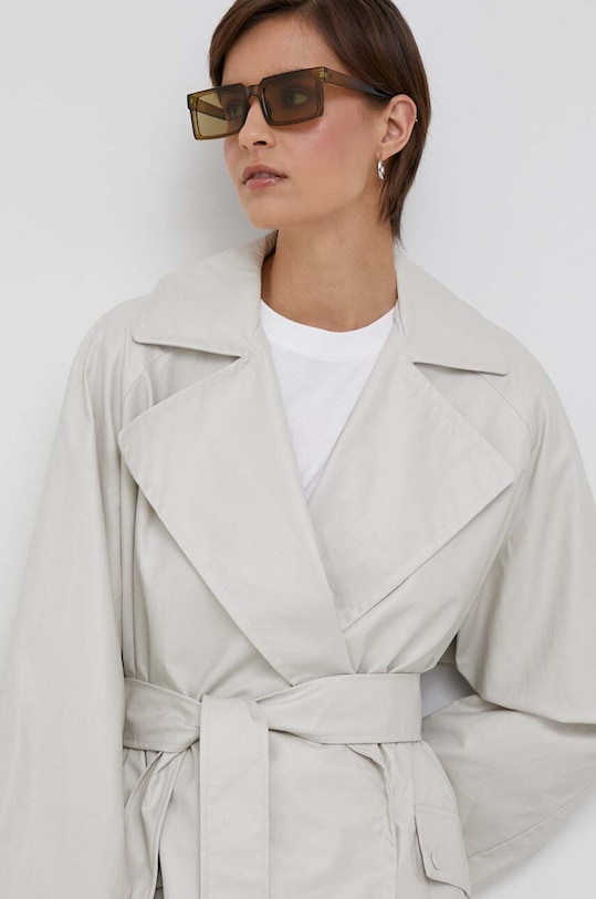 Balonar Calvin Klein Jeans bež J20J221389