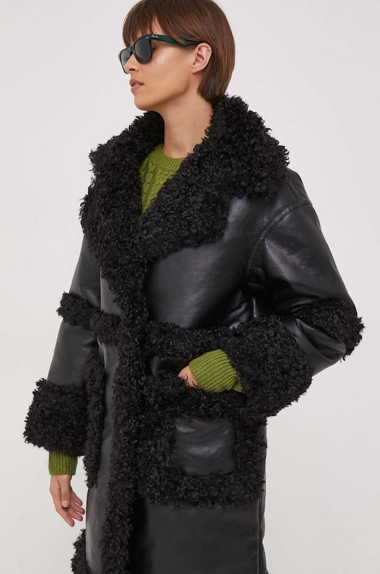 United Colors of Benetton palton negru 244NDN04T.100