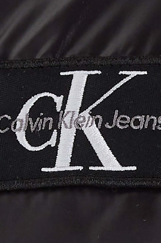 Παιδικό μπουφάν Calvin Klein Jeans μαύρο IB0IB01718.9BYX