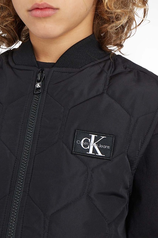 Παιδικό αμάνικο Calvin Klein Jeans IB0IB01720.9BYX μαύρο