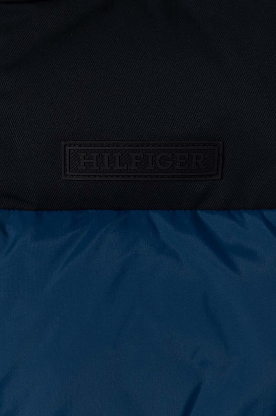 CHLAPEC Dětská vesta Tommy Hilfiger KB0KB08786.128.176.9BYX námořnická modř