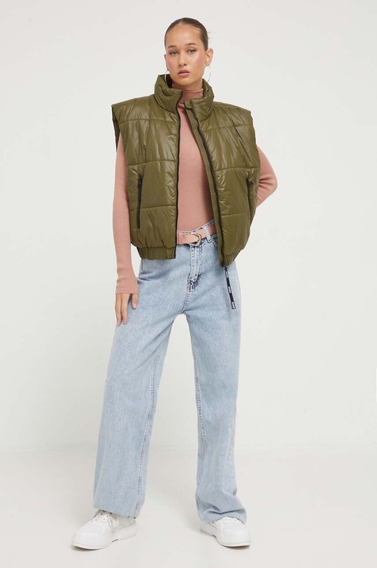 Безрукавка HUGO 50495720 зелений SS24