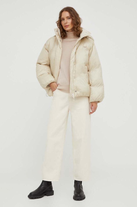Пухено яке Levi's A5880.0003 бежов AW23