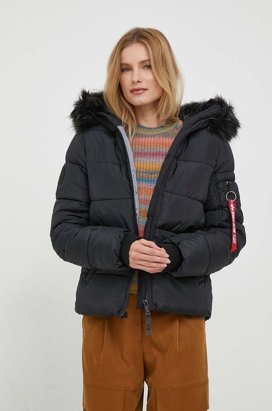 Bunda Alpha Industries Hooded Puffer Wmn černá 108004.03