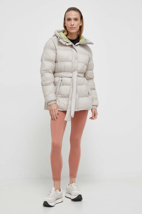 Bunda Helly Hansen 54016. béžová AW23